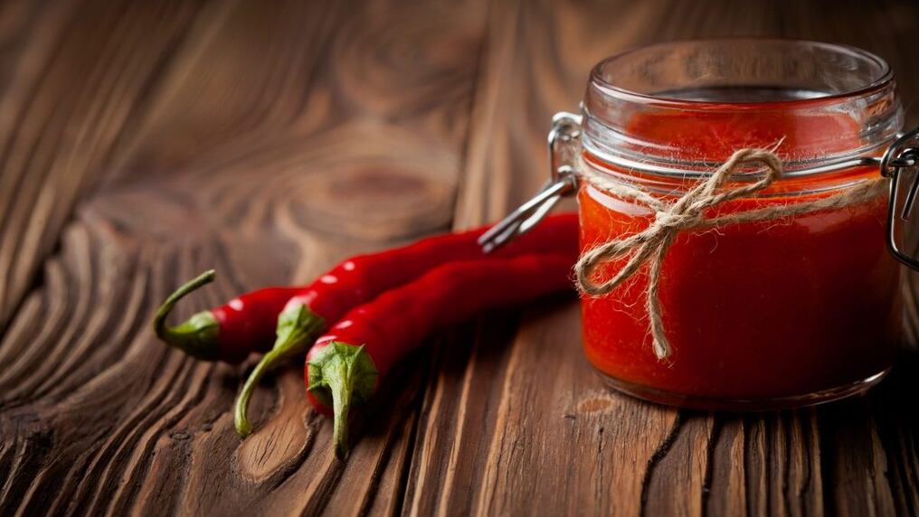 Prepará tu propia salsa picante en casa