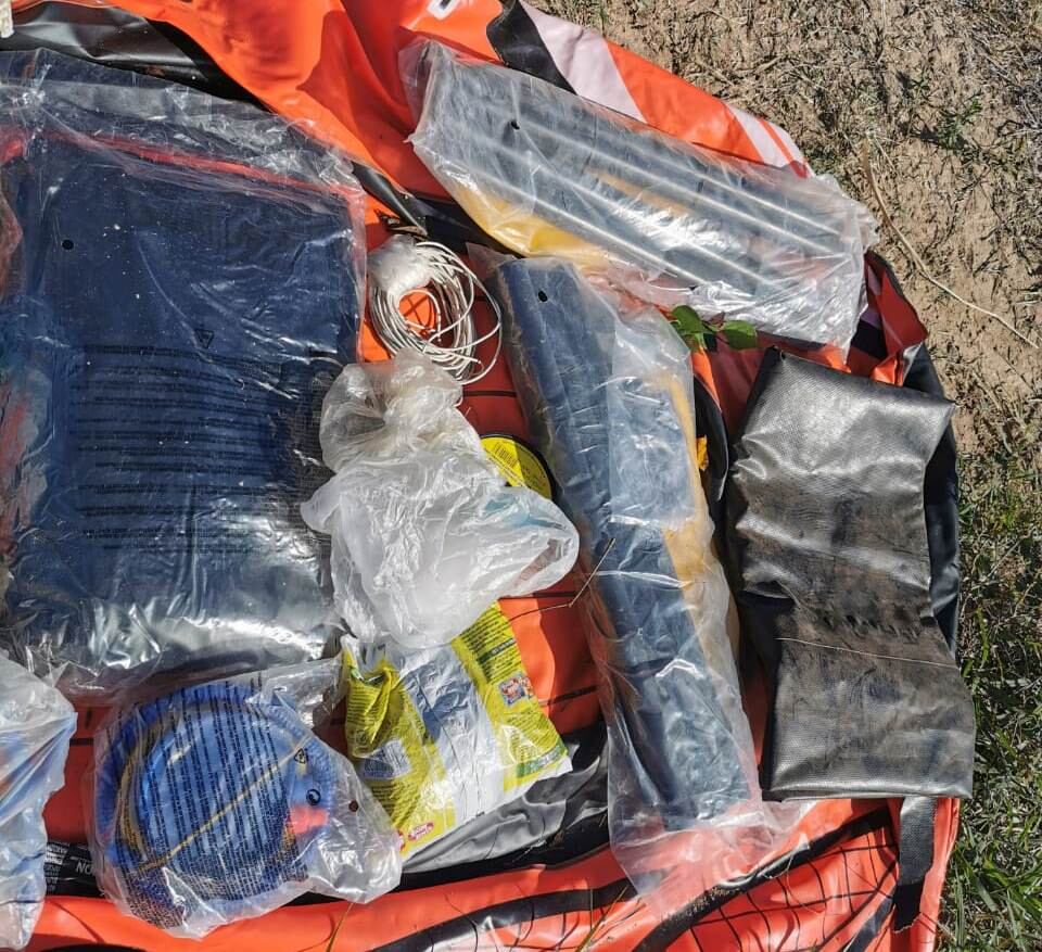 La caleta y otros objetos fueron encontrados a escasos metros de donde fue abatido Antonio Bernal Maíz. Foto: Gentileza.