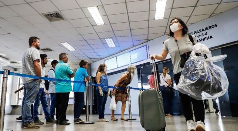 Desde Asatur explicaron que los vuelos a Europa registran precios elevados debido a la temporada alta y que estos tenderán a bajar recién en el mes de setiembre. Foto: Archivo.