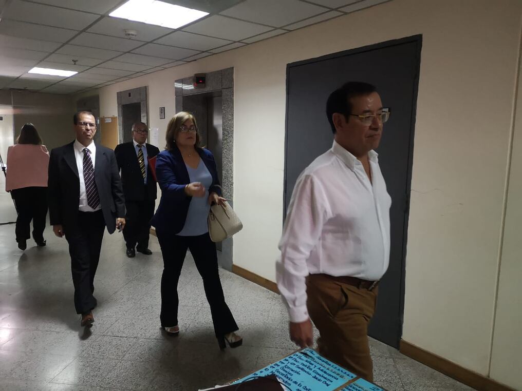 Nancy Florentín, procesada penalmente por cobro indebido de honorarios, mientras que su esposo, el diputado Miguel Cuevas, está acusado por enriquecimiento ilícito y declaración falsa. Foto: Archivo.