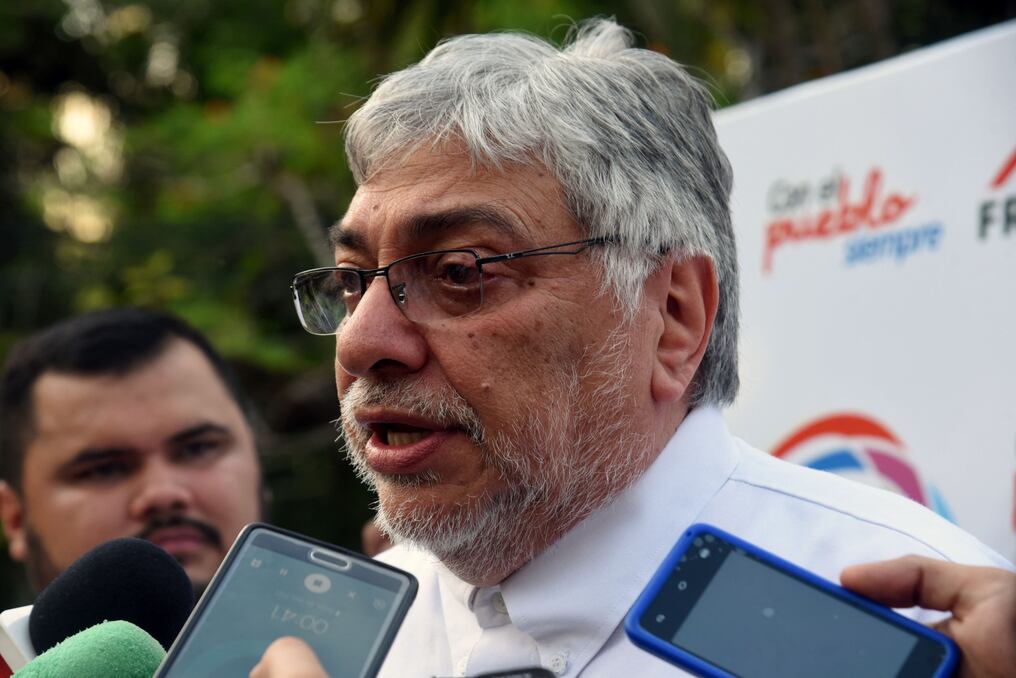 La internación del senador Fernando Lugo no representa ningún obstáculo para que su candidatura para el próximo período legislativo se mantenga firme, aclararon desde el Tribunal Superior de Justicia Electoral (TSJE). Foto: AFP.