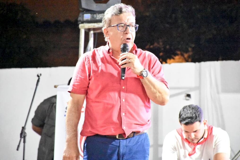 Nicanor Duarte Frutos se manifestó a favor de la unidad partidaria por la Lista 1 en un encuentro en Atyrá. Foto: Gentileza.