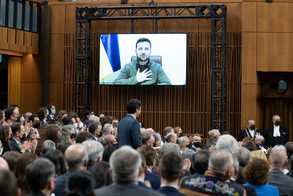 El presidente de Ucrania, Volodimir Zelenski, pronunció este martes un discurso virtual ante el Congreso de Canadá. AFP.