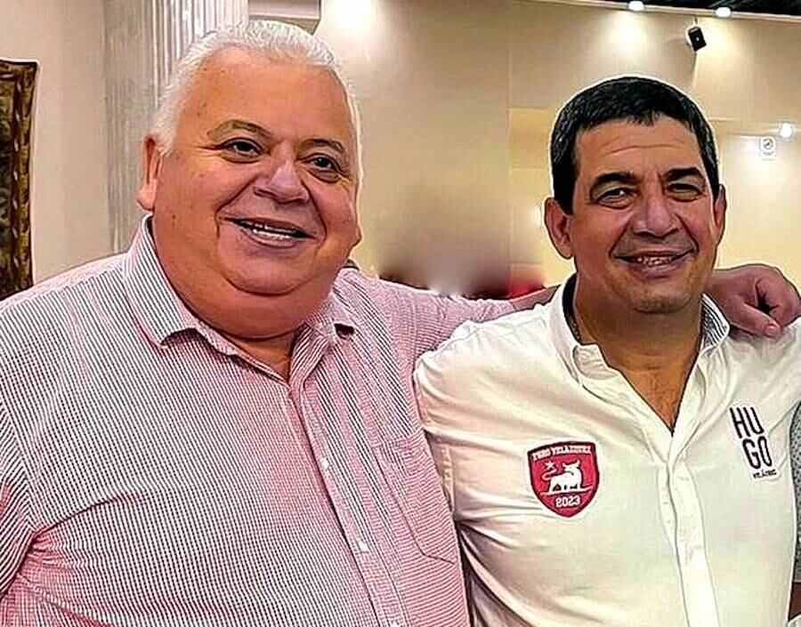 La ministra de la Senad, Zully Rolón, mencionó que los audios difundidos por el periodista Alfredo Guachiré y que involucran a Ozorio (en la imagen, junto con Hugo Velázquez), pudieron ser obtenidos de forma ilegal. Foto: Archivo.