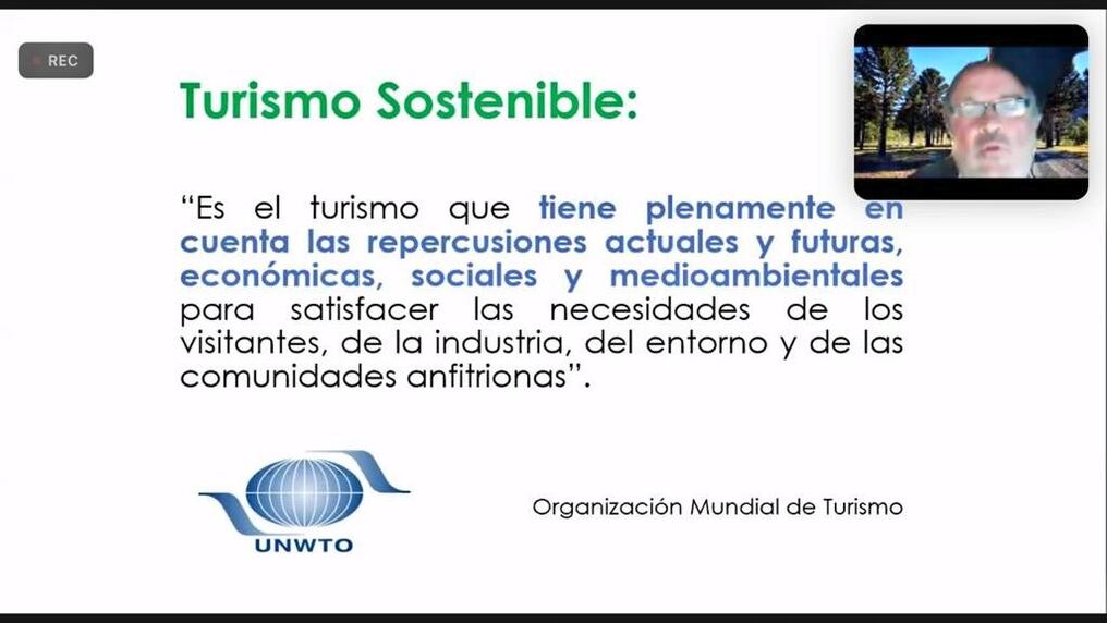 Jorge Moller y su ONG Regenera se dedican a brindar consultoría y a impulsar experiencias de otras regiones del turismo sostenible. Foto: Gentileza.