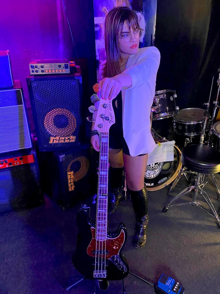 La joven artista sueña con volver a Paraguay para llevar adelante un proyecto con músicos locales. Foto: Gentileza