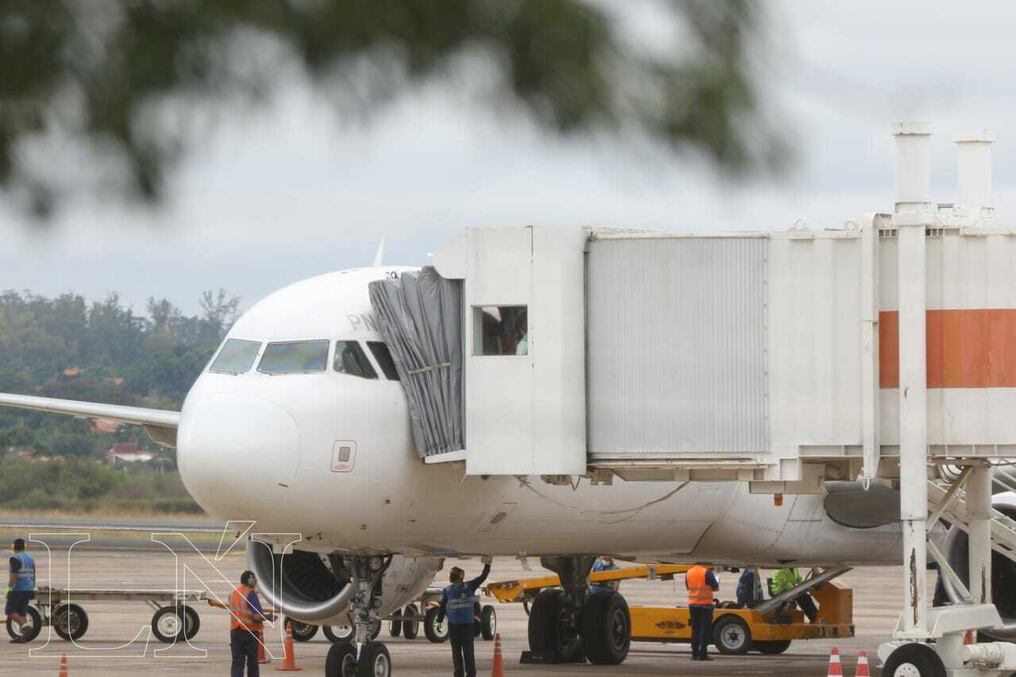 Los compatriotas que hagan escala en Madrid deberán disponer del “salvoconducto” emitido por su embajada o consulado desde donde toma el vuelo o transporte para llegar a España. Foto: Archivo