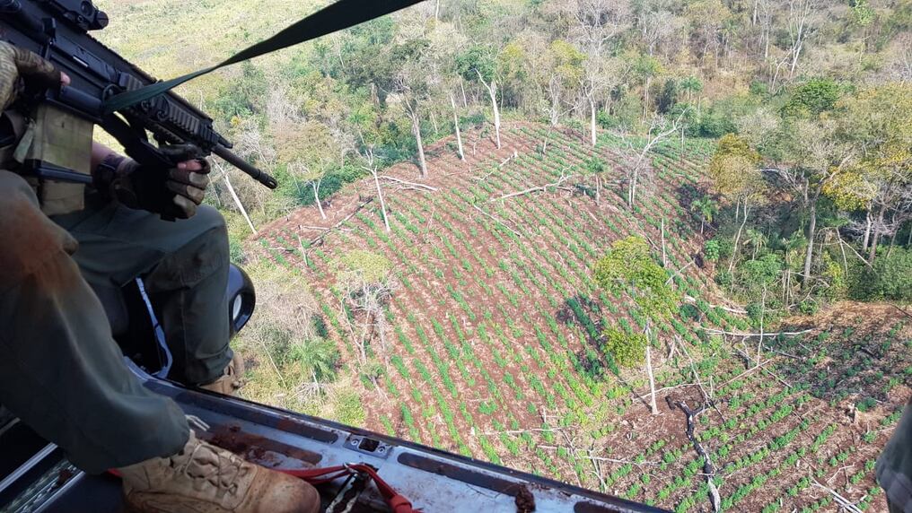 El Operativo Nueva Alianza 22 fue ejecutado con el acompañamiento de los helicópteros modelo Augusta y Skylo de la Policía Federal de Brasil. Foto: Senad.