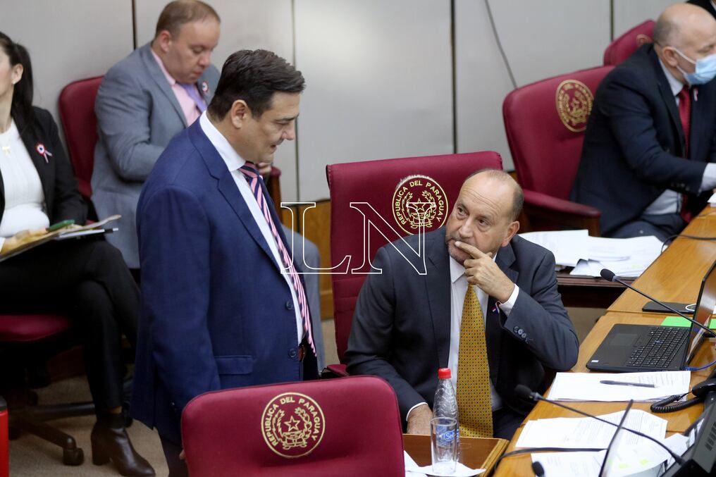 La puja por el sillón del Congreso Nacional confundió al actual presidente del Senado, Óscar Salomón, quien confundió sus aspiraciones políticas. Foto: Nadia Monges