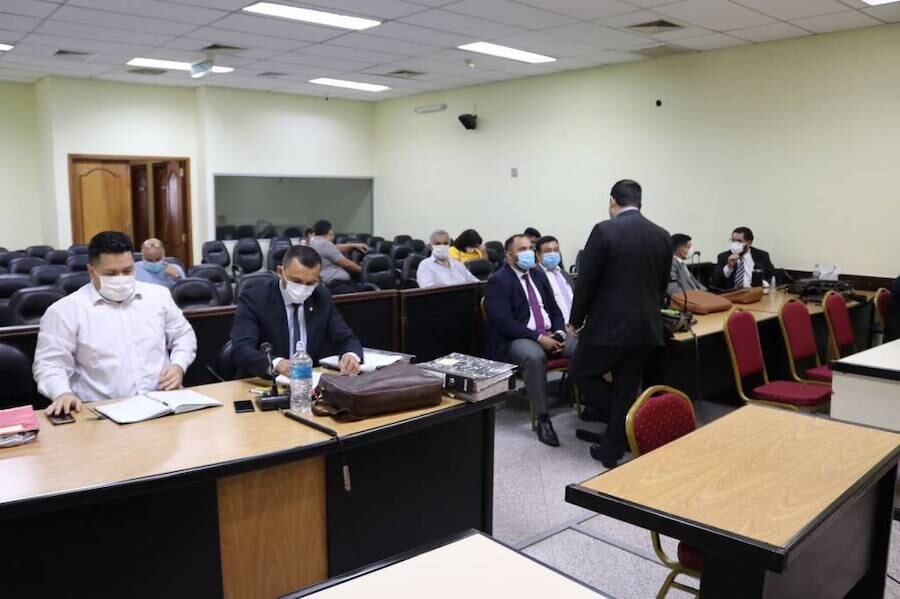 : El Ministerio Público solicitó entre 6 y 12 años de cárcel para varios acusados por ocasionar un perjuicio de G. 3.800 millones al Indert. Foto: Gentileza.