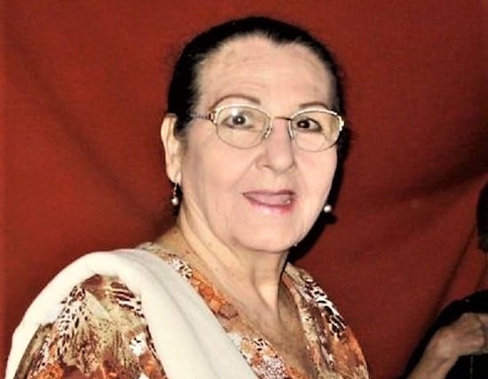 Gran actriz del teatro paraguayo actuando en varias compañías teatrales y diferentes obras, todas con gran suceso.