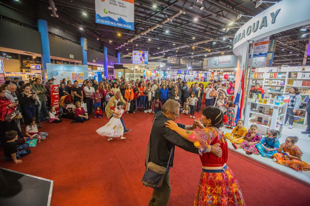 El Día de Paraguay en la Feria Internacional del Libro en Buenos Aires. Foto: Luis Vera. 