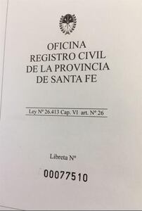 La Libreta del Registro Civil de Rosario con el curioso detalle: ’10’