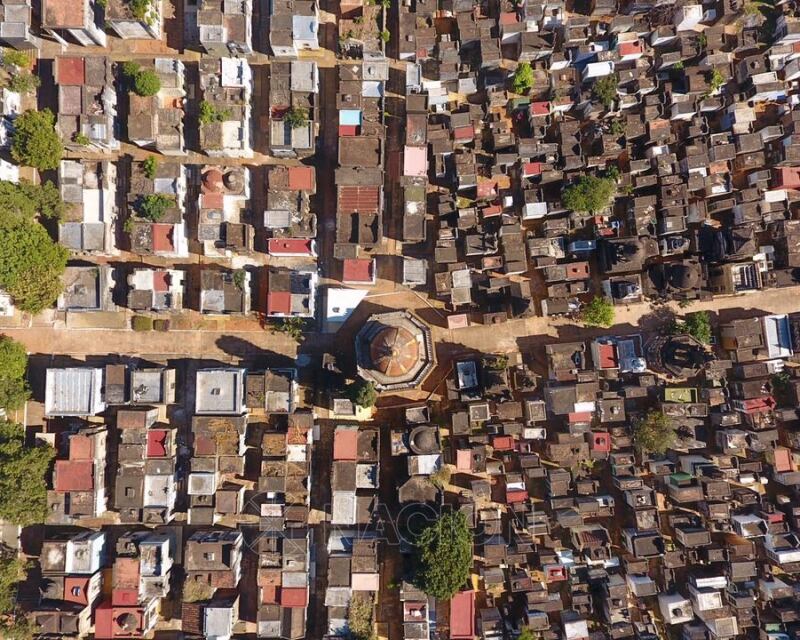Vista aérea del cementerio de La Recoleta. Foto: Carlos Juri. 