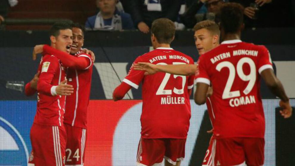 James Rodríguez celebra su gol para el Bayern Múnich.