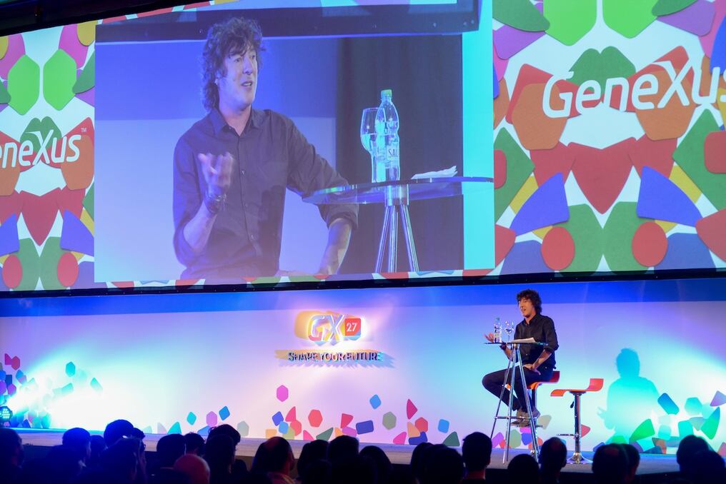Roberto Musso, líder de El Cuarteto de Nos, durante su charla en el GX27.