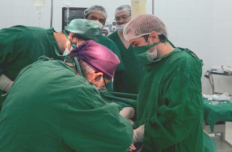 Una joven universitaria, de 21 años, tuvo un exitoso trasplante renal. Foto: Medicina UNA‏ @MedicinaUNA / Twitter.