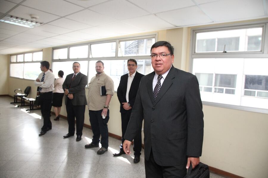 Los ex ministros: Francisco de Vargas y más en el fondo Luis Rojas.