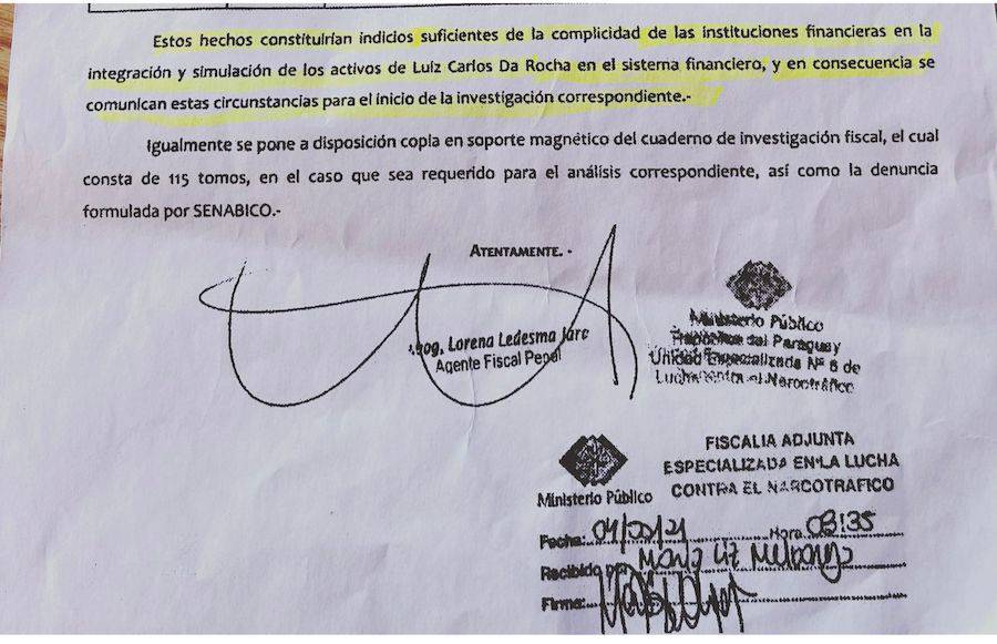 Parte del informe de la Fiscalía en el que señala que Atlas y otros bancos habrían formado parte del esquema de lavado de dinero de Luiz Carlos da Rocha, alias Cabeza Branca.