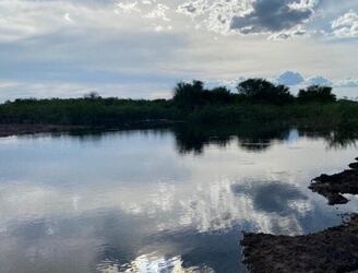 El río Pilcomayo ingresa con buen caudal por la embocadura paraguaya. Foto: MOPC.