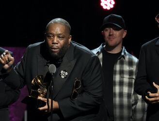 El rapero, Killer Mike, logró tres gramófonos en la gala 2024 de los Grammys antes de ser detenido. Foto: Leon Bennett / Getty Images North America - Getty Images vía AFP