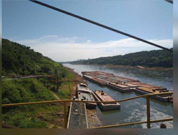 El dragado del río Paraná es el problema de fondo para la navegabilidad. Foto: Gentileza.