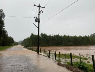 Fuertes lluvias dejan 5 muertos y 18 desaparecidos en sur de Brasil.